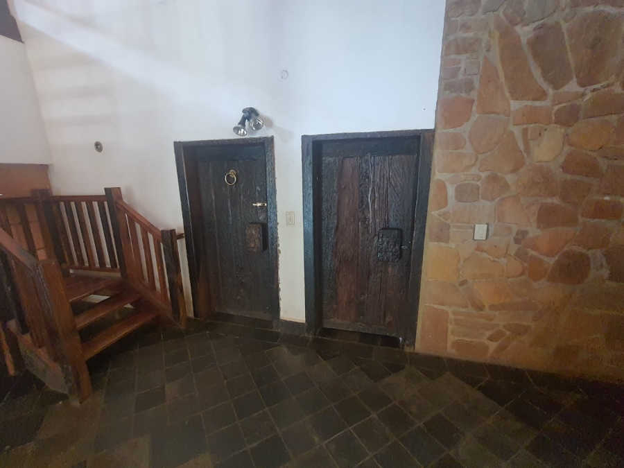 To Let 5 Bedroom Property for Rent in Hartbeespoort Rural North West